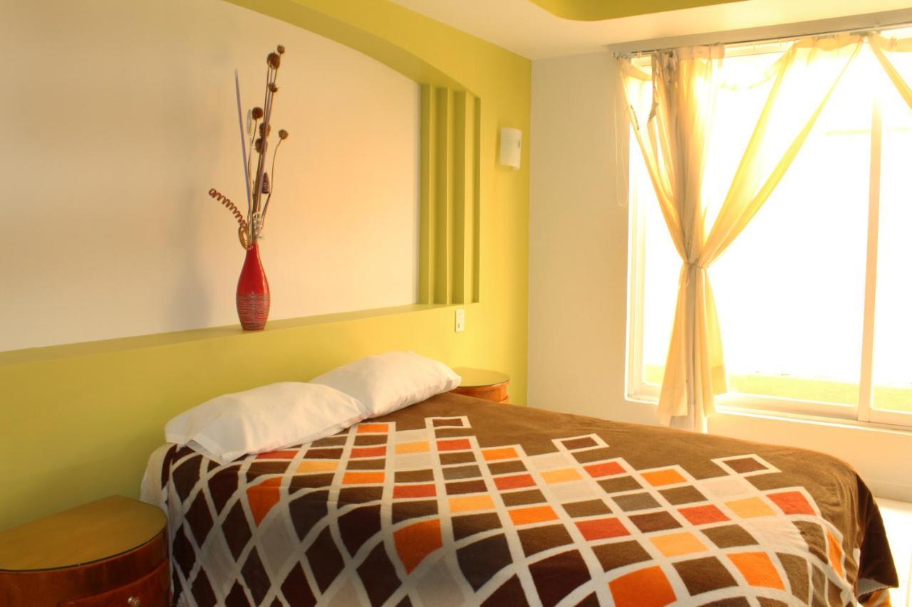 Hotel Real De Cortes Los Reyes  Екстериор снимка