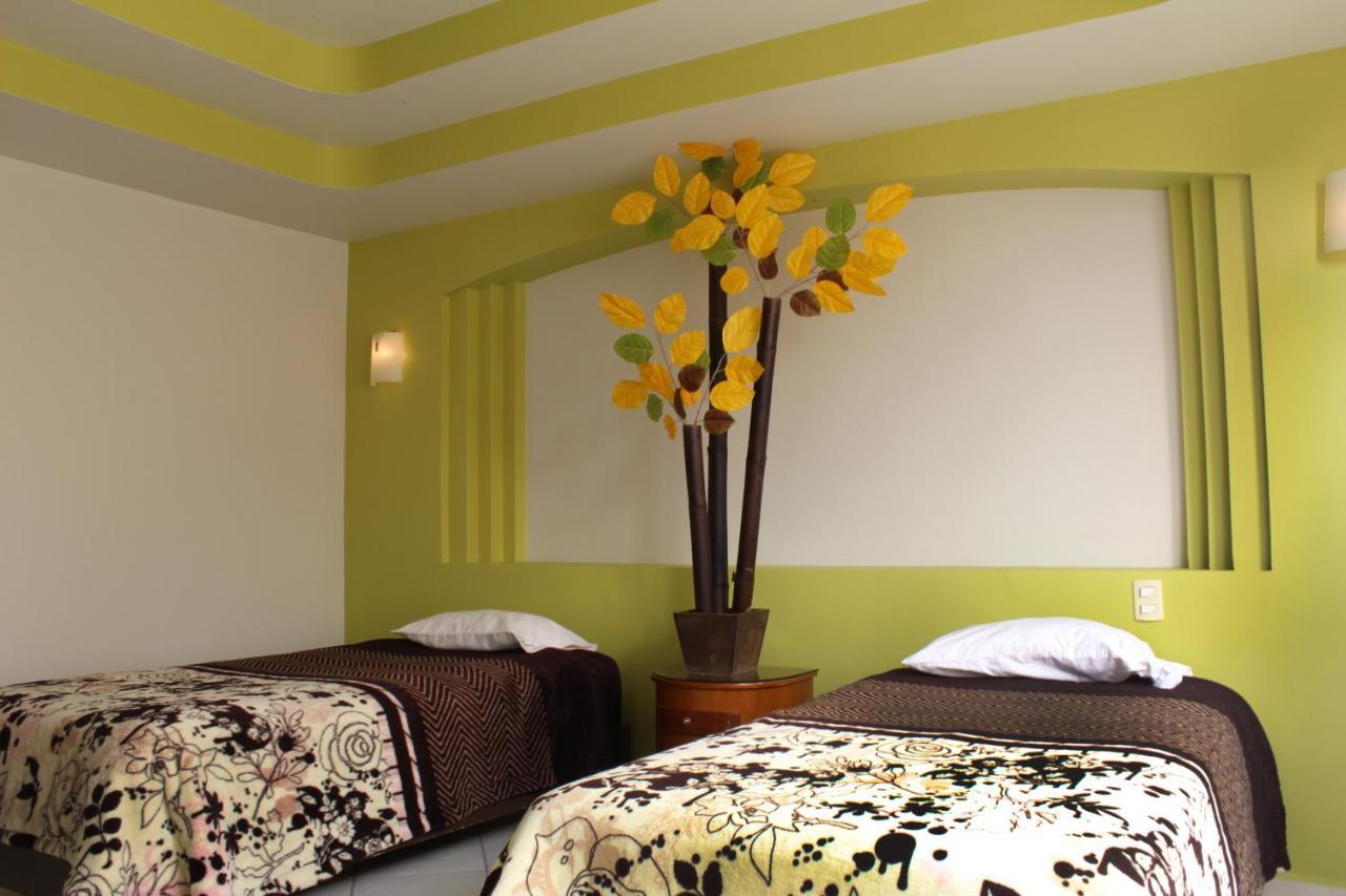 Hotel Real De Cortes Los Reyes  Екстериор снимка